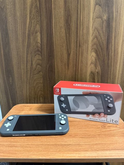 Nintendo Switch Lite — Bakı