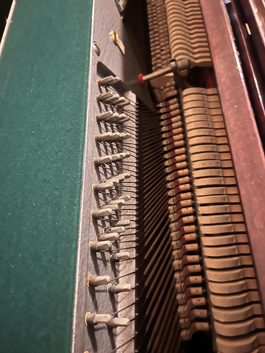 Upright piano – klassik taxta korpus, parıltılı tünd-qəhvəyi finiş — Pianino və digər klaviş alətləri, Bakı (4)