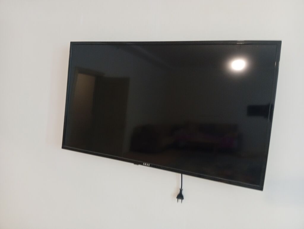Çox yaxşı Telvozordu sadə problemi var lamışqası yanıb max 80 90 manat — Televizorlar, Gəncə (2)