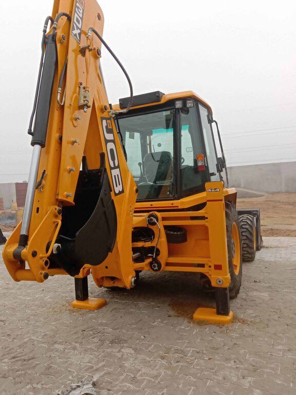 Ekskavator yükləyici "JCB 3DX", 2024 il — İnşaat texnikası, Bakı (4)