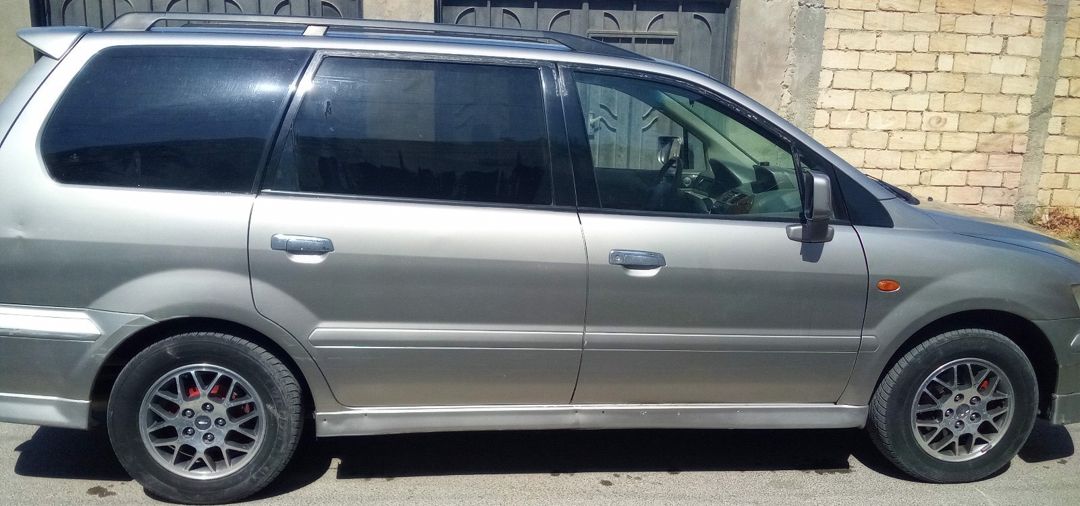 Mitsubishi Chariot, 2001 il 90-FG-853 — Avtomobillər, Bakı (2)
