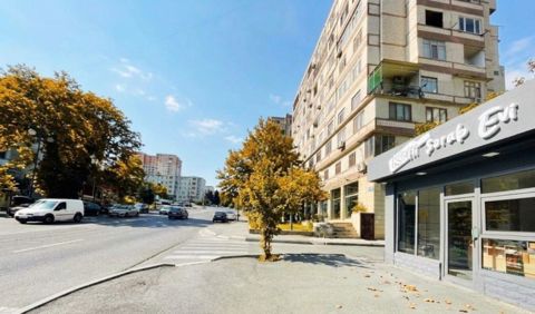 Satılır 4 otaqlı köhnə tikili 110 m² — Bakı