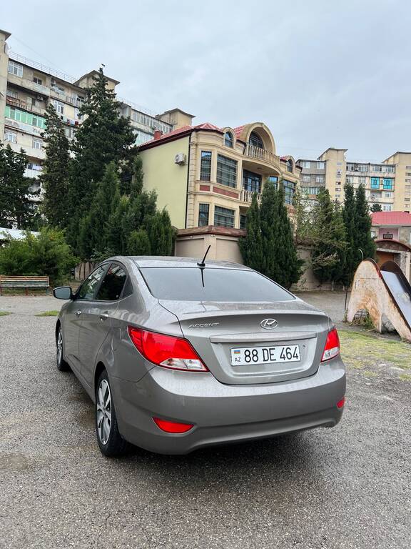 Hyundai Accent, 1.6 L, 2017 il, 93 000 km 88-DE-464 — Avtomobillər, Bakı (4)
