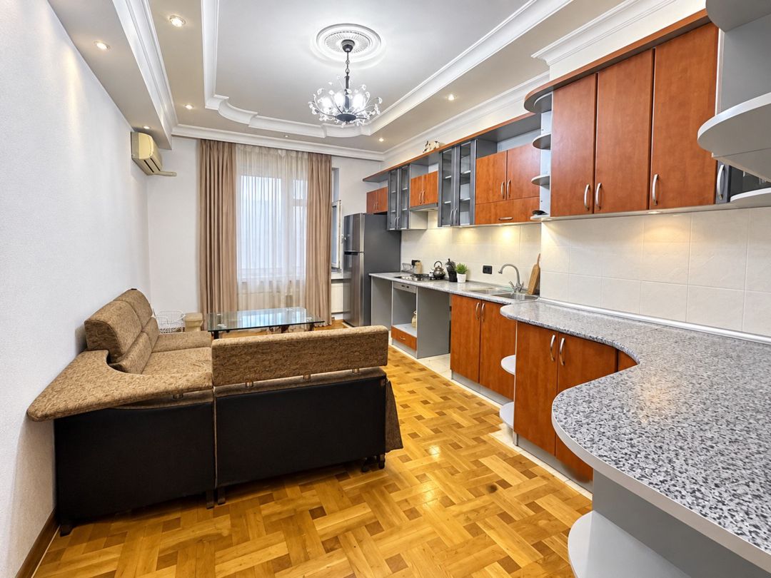 İcarəyə verilir 3 otaqlı yeni tikili 160 m² — Mənzil, Bakı (3)