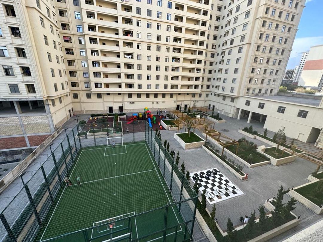 Satılır 4 otaqlı yeni tikili 215 m² — Mənzil, Bakı (7)