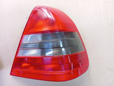 Mercedes 202 1996 arxa sağ stop işığı — Bakı
