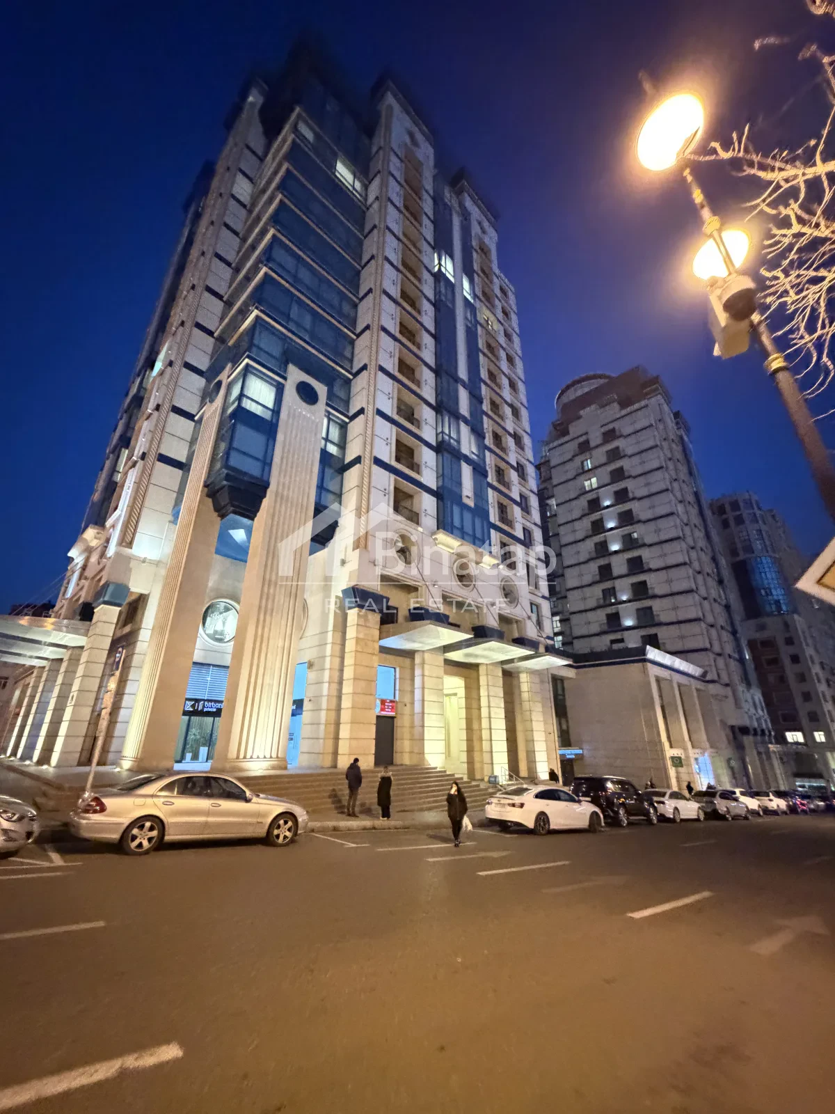 Satılır 4 otaqlı yeni tikili 172 m², 28 May metrosu, Nəsimi rayonu — Nihad — Daire