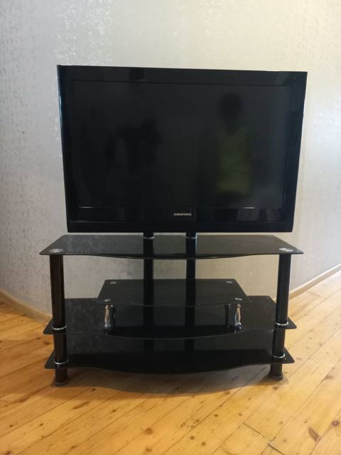 Televizor altlığı — Bakı