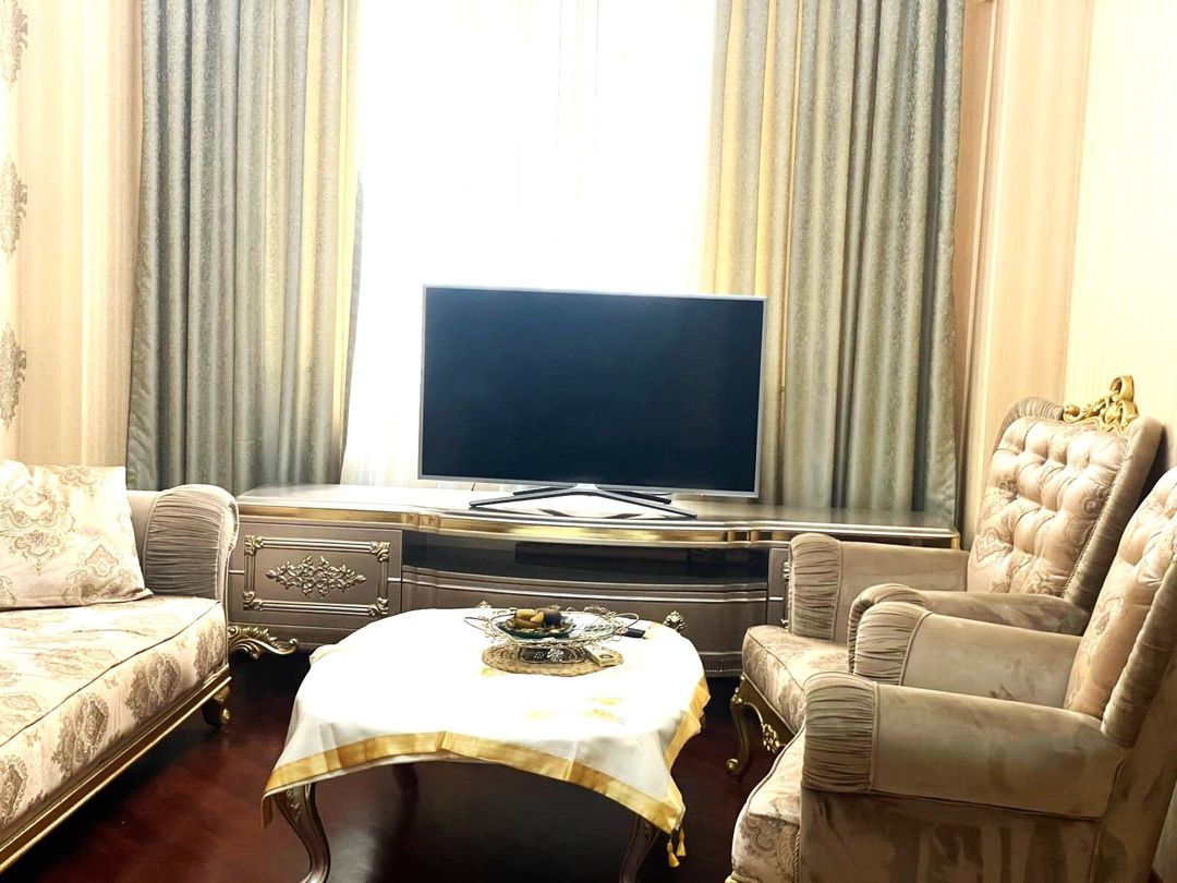 İcarəyə verilir 3 otaqlı yeni tikili 120 m² — Mənzil, Bakı (2)