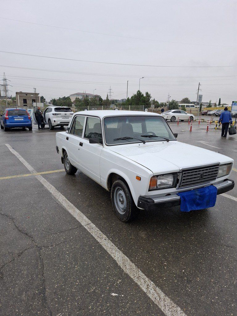 Lada (VAZ) 2107, 1.6 L, 2010 il, 200 000 km — Avtomobillər, Sumqayıt