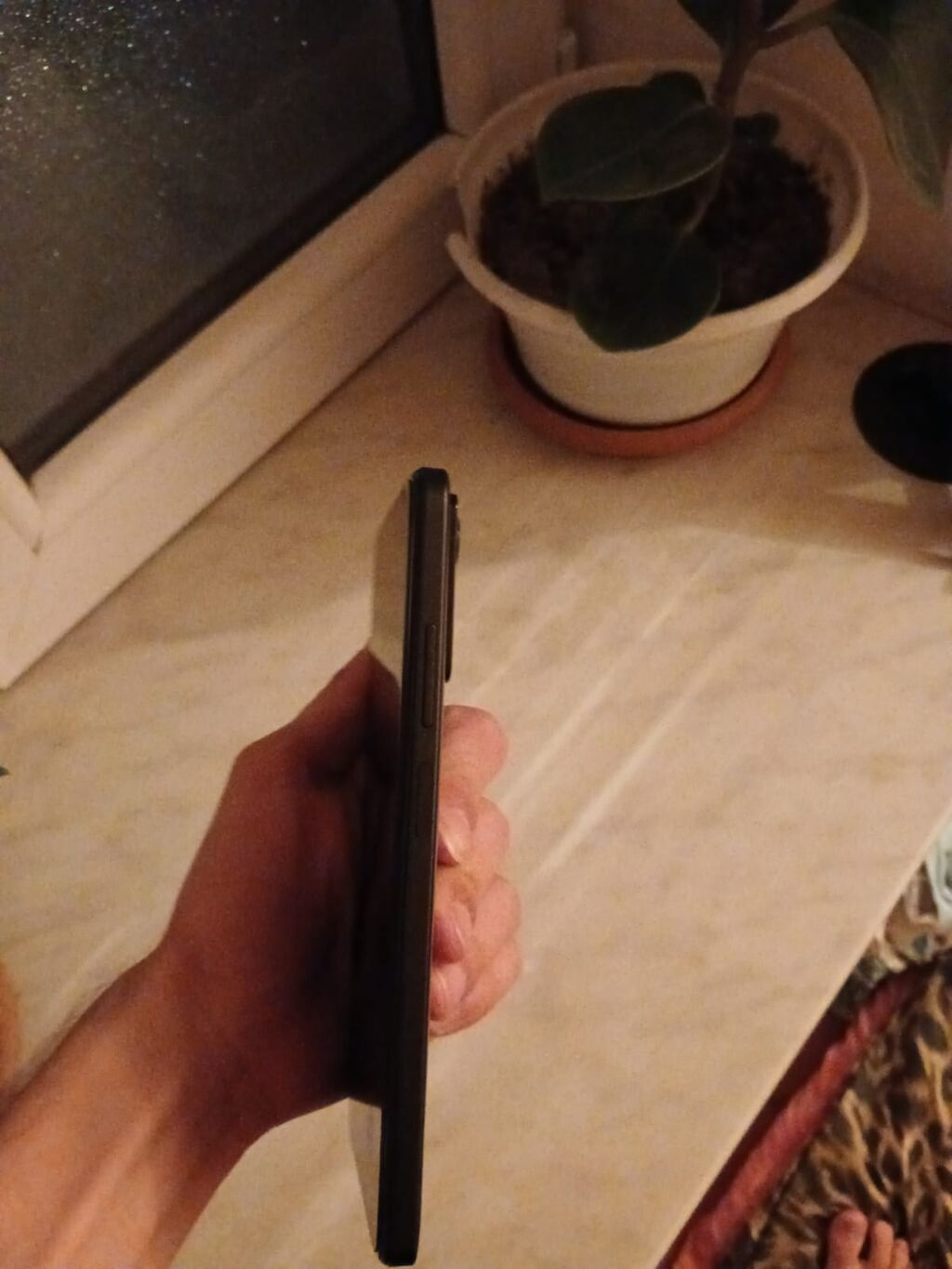 Redmi smartfon - Rəng: Qara, parlaq arxa panel - Arxa kamera modulu — Xiaomi, Bakı (4)