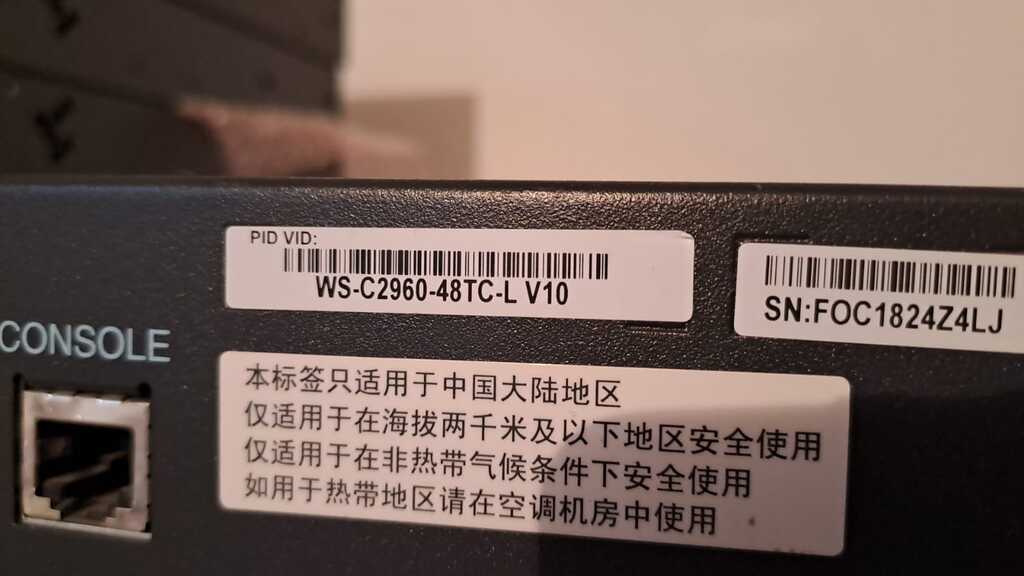 Cisco 2960-48TC-L Switch — Şəbəkə və server avadanlığı, Bakı (3)