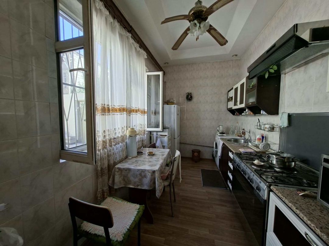 Satılır 4 otaqlı həyət evi/bağ evi 600 m² — Ev, villa, Bakı (6)