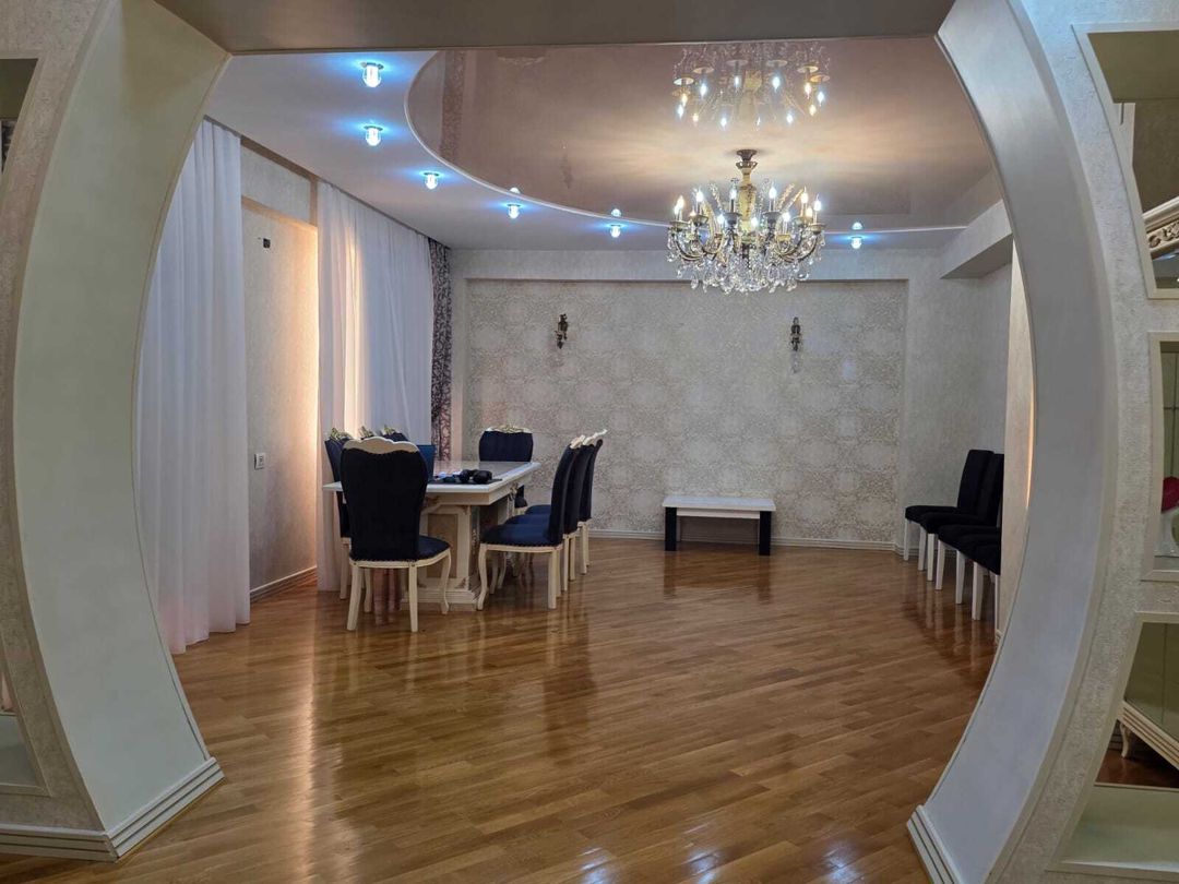İcarəyə verilir 4 otaqlı yeni tikili 210 m² — Mənzil, Bakı (2)