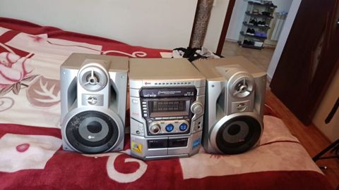 LG mini audio mərkəzi – 3 blokdan ibarət kompakt musiqi sistemi — 50 ₼ · Digah · Akustik sistemlər LG mini audio mərkəzi – 3 blokdan ibarət kompakt musiqi sistemi — Digah