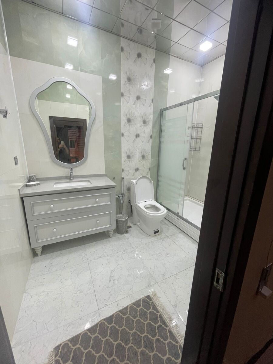 İcarəyə verilir 3 otaqlı yeni tikili 140 m² — Mənzil, Bakı (11)