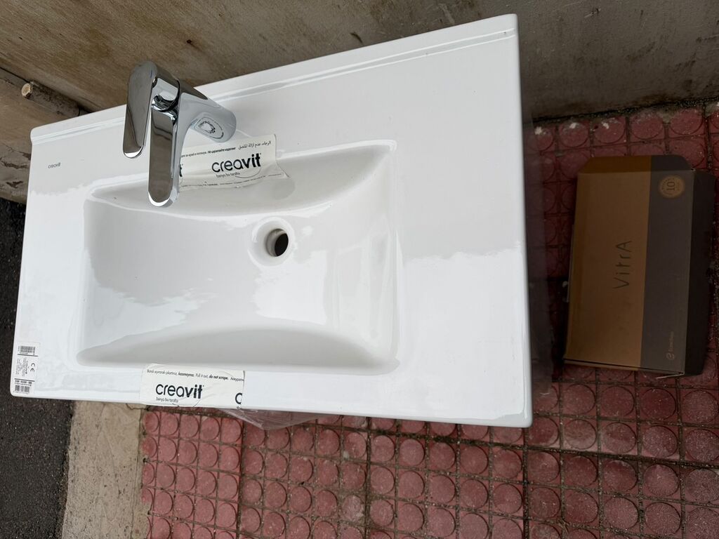Creavit hamam dəsti – lavabo və alt dolab Üzərində Vitra kran və — Lavabolar, Bakı (6)