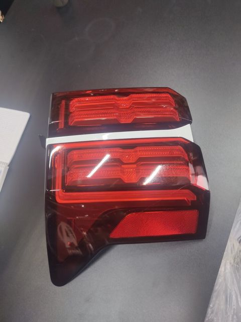 Kia Sorento 2023-2025 stop işığı — Bakı