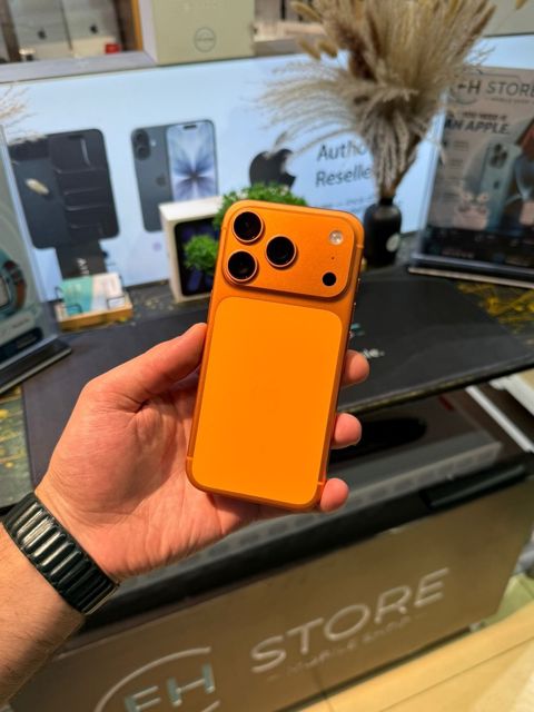 Apple iPhone 17 Pro Cosmic Orange 1TB/12GB — 2 149 ₼ · Bakı · Smartfonlar Apple iPhone 17 Pro Cosmic Orange 1TB/12GB — Bakı