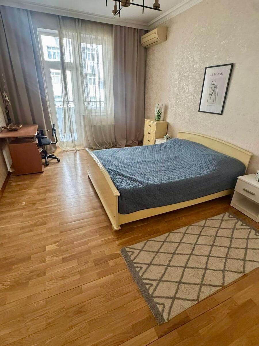 İcarəyə verilir 3 otaqlı yeni tikili 146.4 m² — Mənzil, Bakı (3)