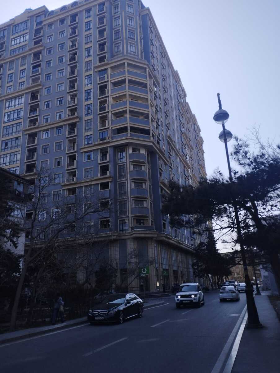 Satılır 2 otaqlı yeni tikili 80 m² — Mənzil, Bakı