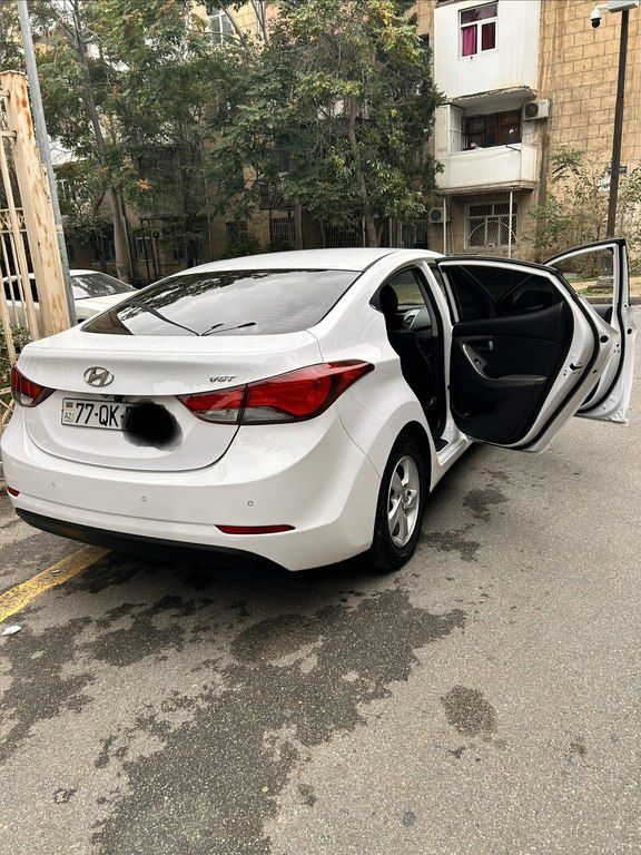 Hyundai Avante, 1.6 L, 2015 il, 228 517 km — Avtomobillər, Bakı (4)
