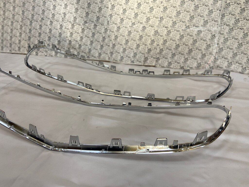 "Mercedes W212, Mercedes 213" radiator barmaqlığın kantı — Ehtiyat hissələri və aksesuarlar, Bakı (3)