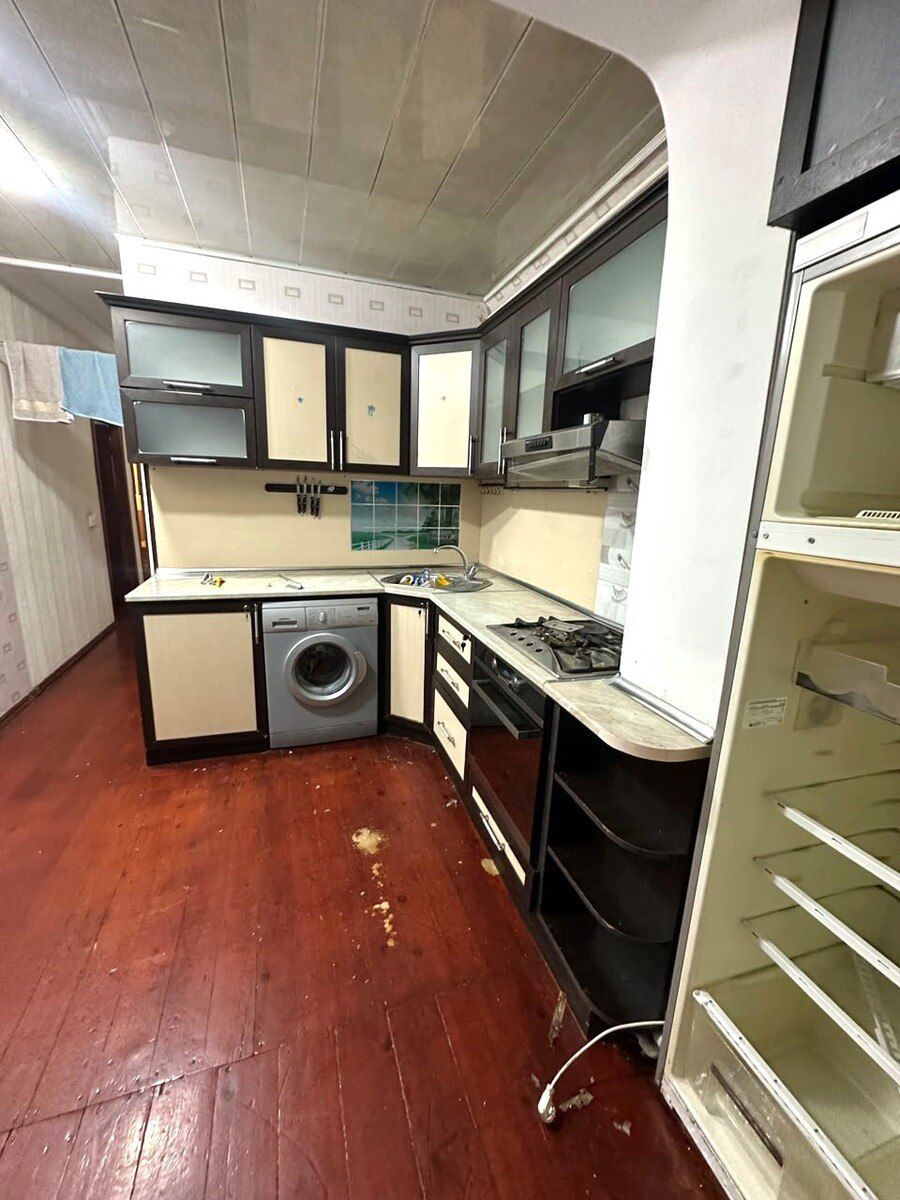 İcarəyə verilir 3 otaqlı köhnə tikili 150 m² — Mənzil, Bakı (7)