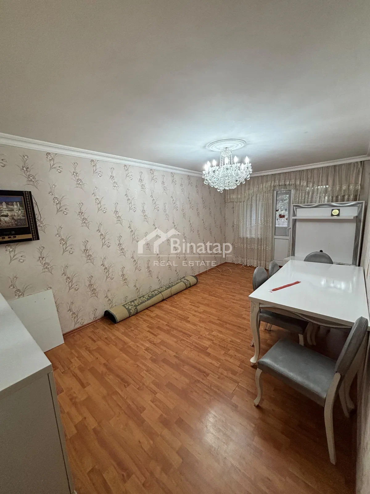 İcarəyə verilir 4 otaqlı köhnə tikili 72 m², Xalqlar Dostluğu metrosu, Nizami rayonu — Bakı