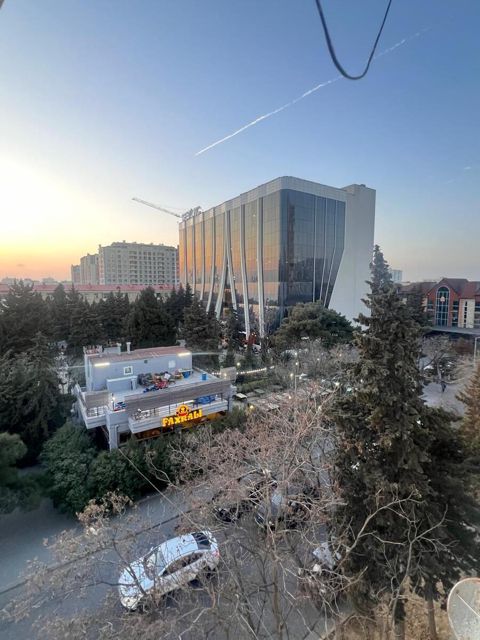 Satılır 1 otaqlı köhnə tikili 45 m² — Bakı