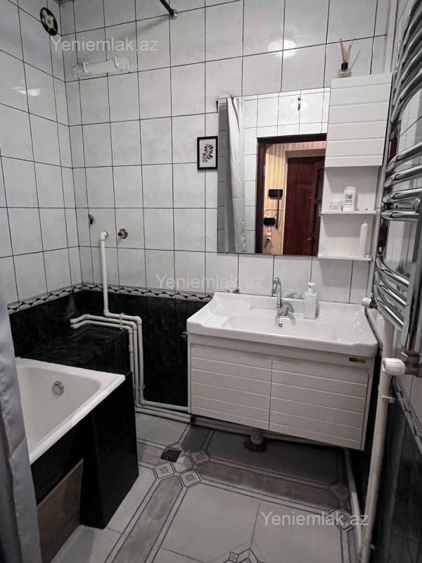 Kirayə 2 otaqlı Bina evi menzil (Köhnə tikili), 70 m², Səbail rayonu — Mənzil, Bakı (11)