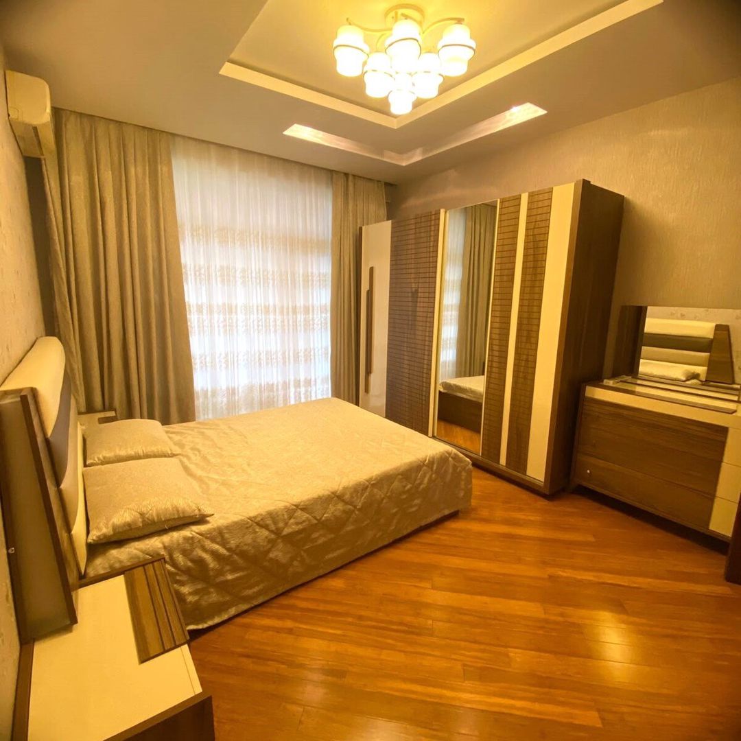 İcarəyə verilir 3 otaqlı yeni tikili 150 m² — Mənzil, Bakı (6)
