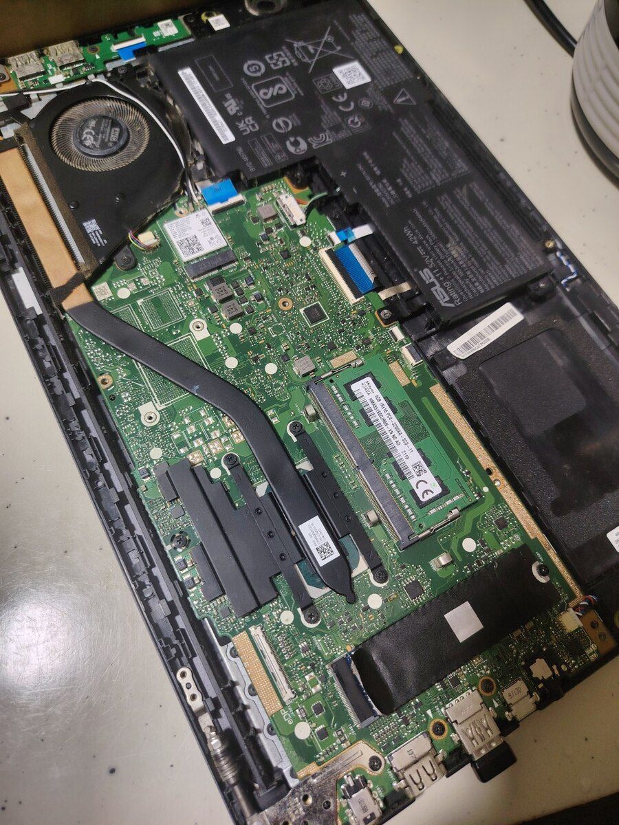Asus 15 ana platası — Kompüterlər və noutbuklar, Sumqayıt