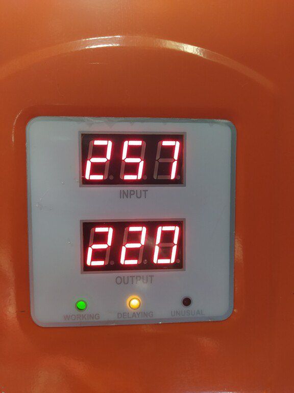 Tənzimləyici "Nıdro Therm DVR-500VA" — Təmir və inşaat, Bakı