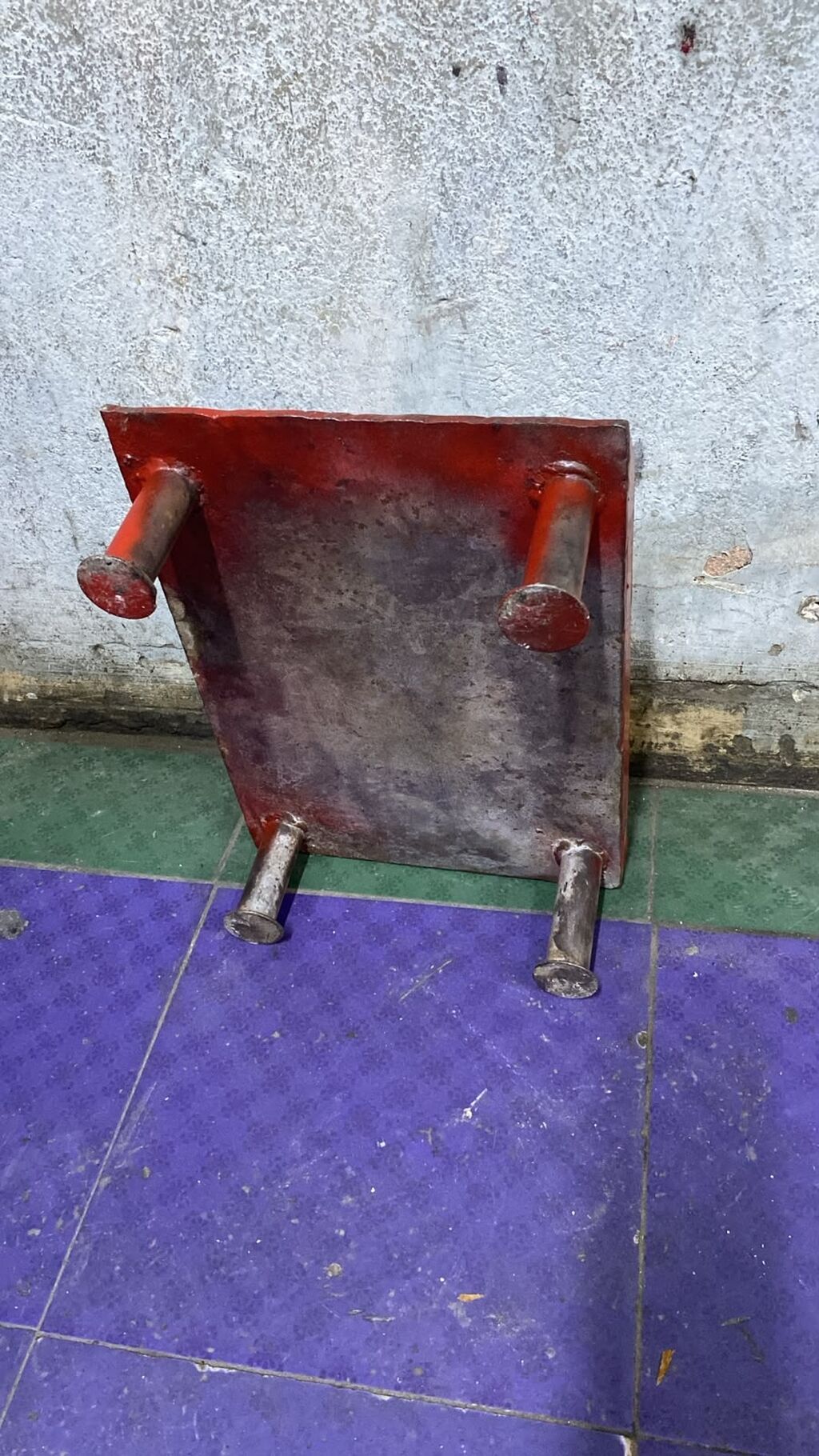 Peç altlıği Metaldan hazırlanmış alçaq sten/tray - Material: qalın — Fəliz məmulatı, Masazır (4)