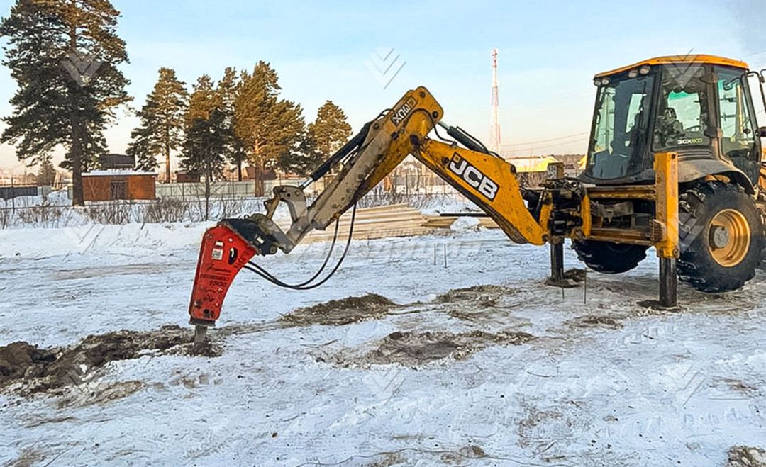 JCB 3cx icarəsi — Avtomobil icarəsi, Bakı (4)