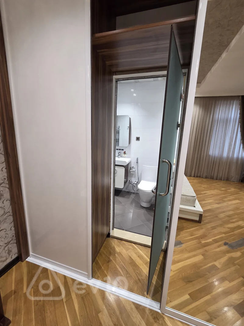 3 otaqlı mənzil, 136 m², Təbriz küç. — kirayə — Mənzil, Bakı (9)