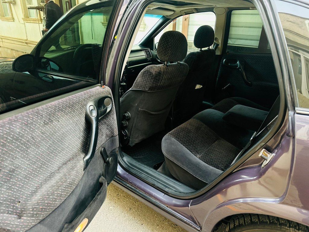 Opel Vectra, 1.8 L, 1996 il, 245 000 km 77-CB-281 — Avtomobillər, Sumqayıt (10)