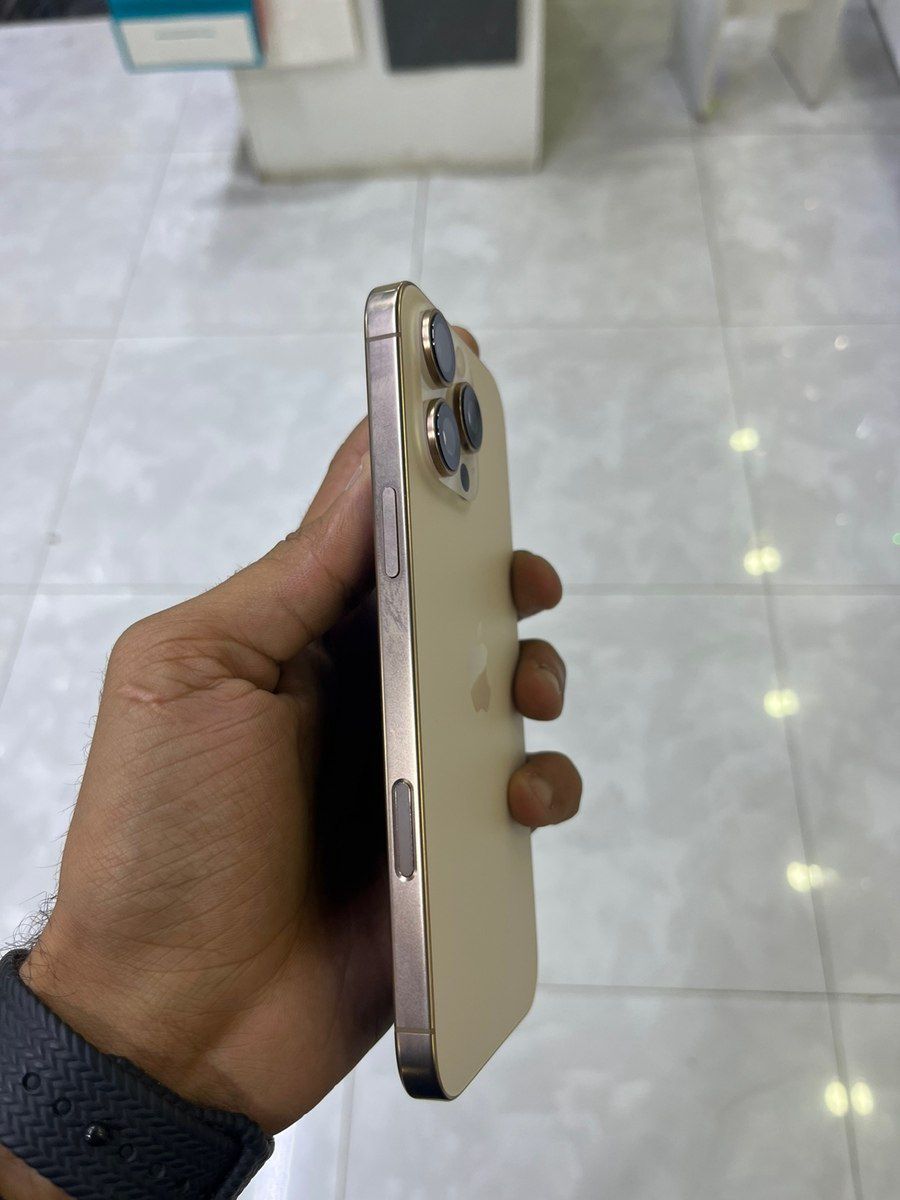 Apple iPhone 16 Pro Max Desert Titanium 256GB/8GB — Smartfonlar, Bakı (4)