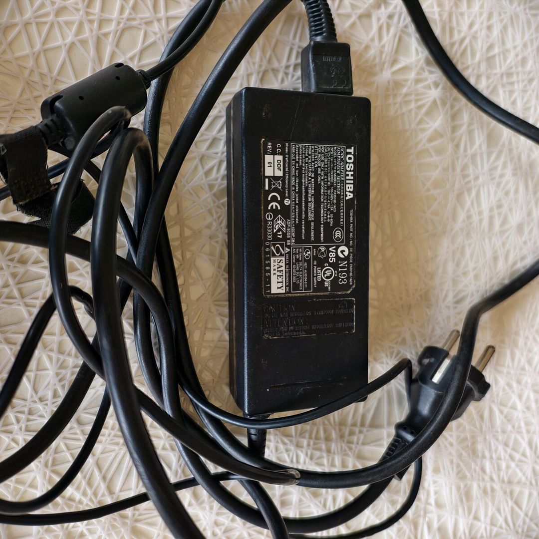 Toshiba adapteri — Periferik cihazlar, Bakı