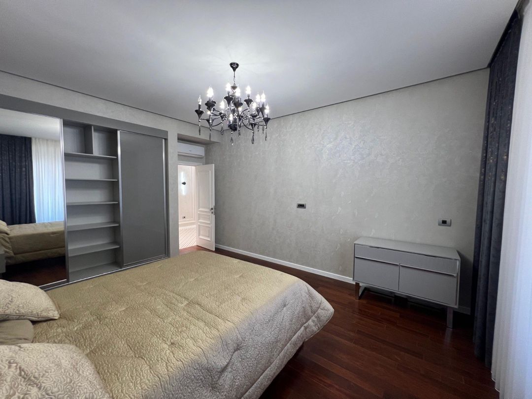 İcarəyə verilir 5 otaqlı yeni tikili 260 m² — Mənzil, Bakı (11)