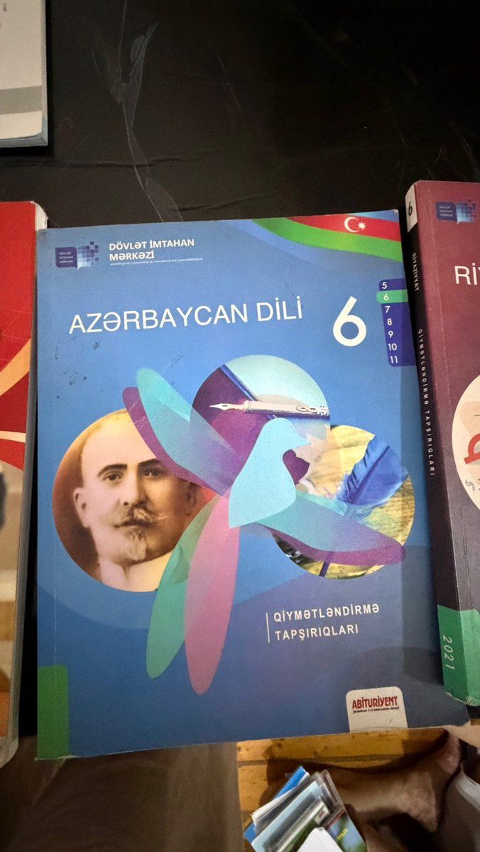 Dərsliklər — Məktəb və təhsil malları, Bakı (7)