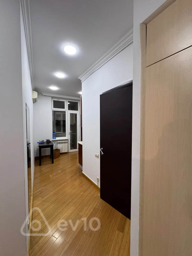 Ofis, 100 m², Lermantov küç.22 — kirayə — Ofis, Bakı (11)