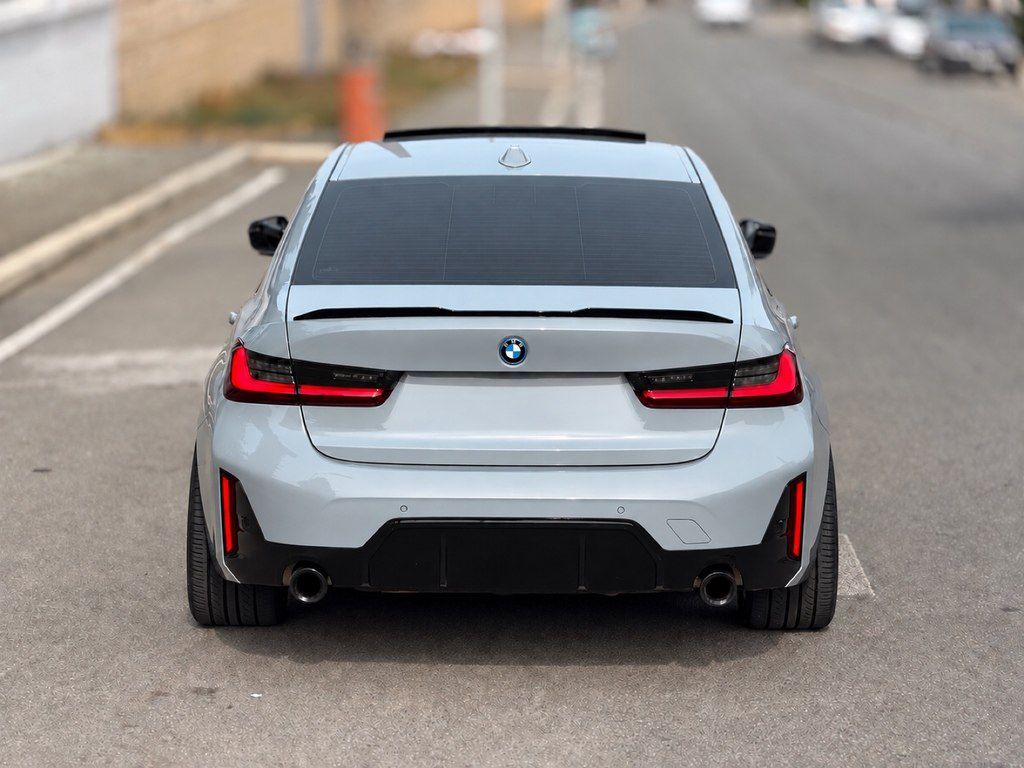 BMW 330e, 2.0 L, 12 kWh, 2023 il, 61 500 km — Avtomobillər, Gəncə (2)