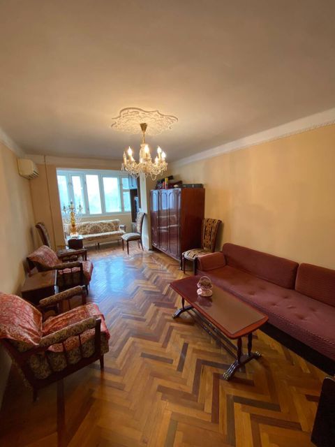 İcarəyə verilir 3 otaqlı köhnə tikili 90 m² — Bakı