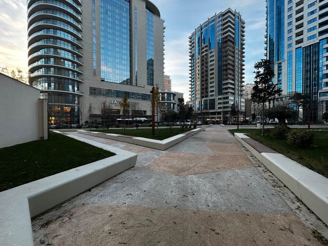 7 otaqlı mənzil, 306 m², просп., Нефтяников — Mənzil, Bakı (3)