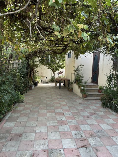 Həyət evi, Biləcəri qəs — Bakı