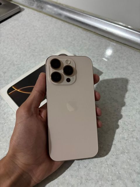 Apple iPhone 16 Pro Desert Titanium 128GB/8GB — Bakı