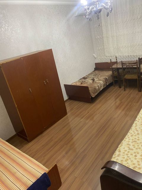 1-otaqlı mənzil, Memar Əcəmi m., 60 m² — Apartment