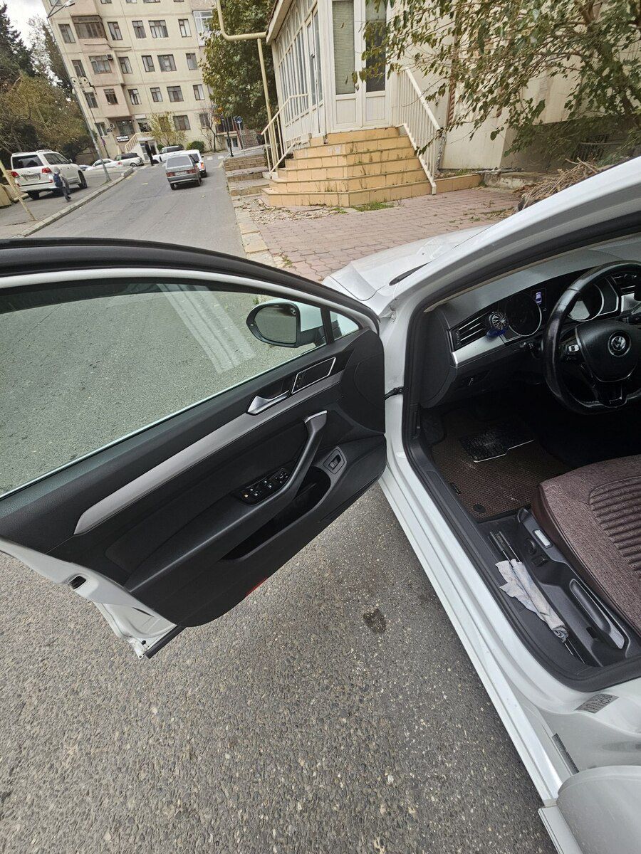 Volkswagen Passat, 2018 il 90-GM-011 — Avtomobillər, Bakı (7)